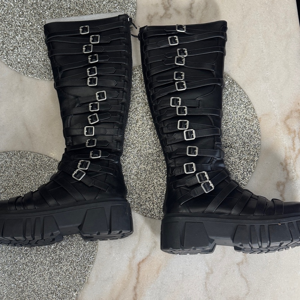 Dollskill darker wavs black platform boots 9 - Picture 12 of 12